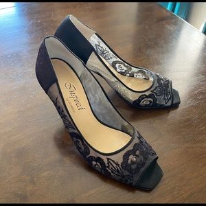 Caparros lacy satin sequin formal high heels 9.5